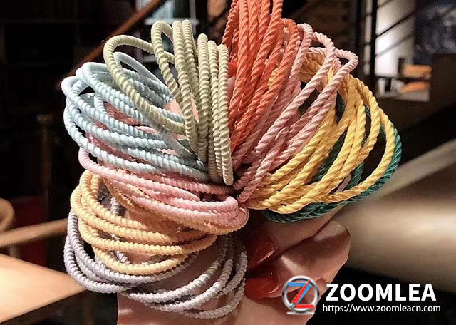 Zoomlea company teach you how to make a slingshot with cow rubber band